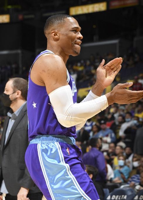 提前公布首发？塔帅：我会鼓励其他教练对阿森纳前这么做（塔帅：我鼓励对手在对阵阿森纳前提前公布首发阵容）